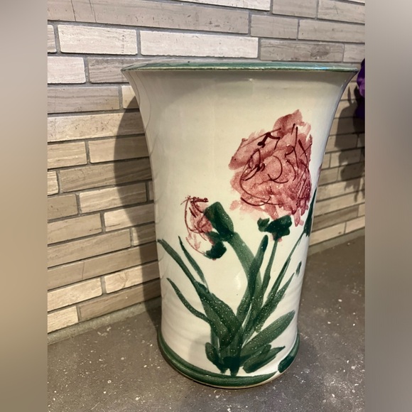 Vintage Handmade Ceramic Vase w Floral Design - Picture 10 of 11